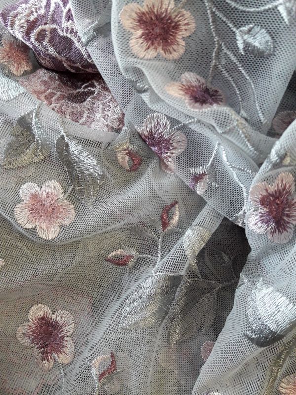 Сетка вышивка стрейч Цветочное вдохновение Фон светло-серый